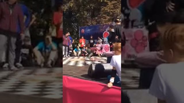 Лужники Самаркандский парень зажигает смотреть онлайн