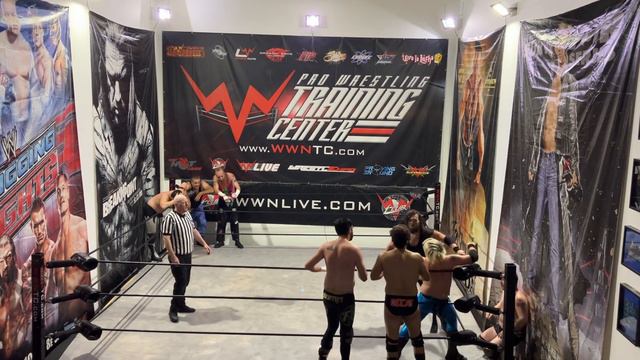 Nic Swift John Strange Logan Cruz & Dann Lydon vs Financially Stable, Devin Decay, & Steven Frick смотреть онлайн