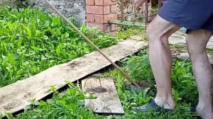 Как достать из скважины утонувший вибрационный насос из ила