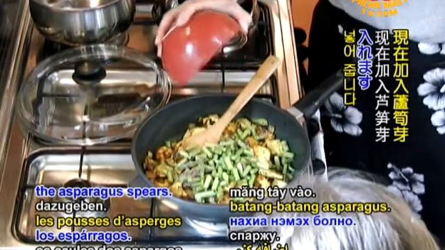 Tofu Spinach Simmered in Creamy Curry Coconut Sauce (In English) смотреть онлайн