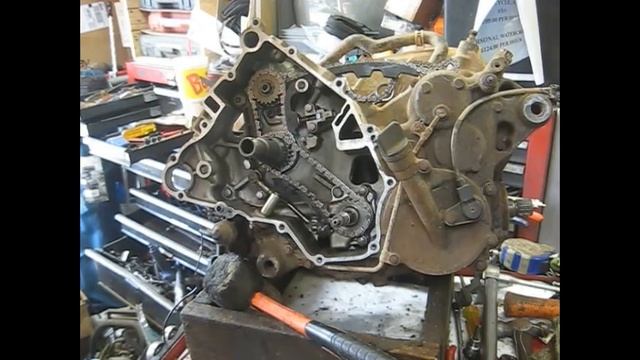 Kawasaki Brute force motor reassembly смотреть онлайн