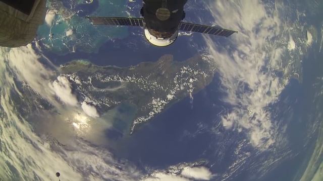 Минута над Кубой (вид из космоса) смотреть онлайн