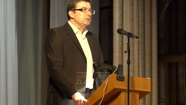 Участники праймериз «Единой России» встретились с жителями Златоуста смотреть онлайн