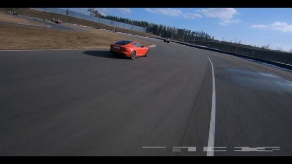 Jaguar F type - обзор английской аристократии: двигатель jaguar AJ126, отличия F type S от R и SVR