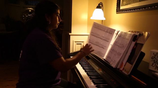 Aape- Shreya playing смотреть онлайн