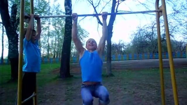 Подтянулся 30 раз, В 15 лет ... смотреть онлайн