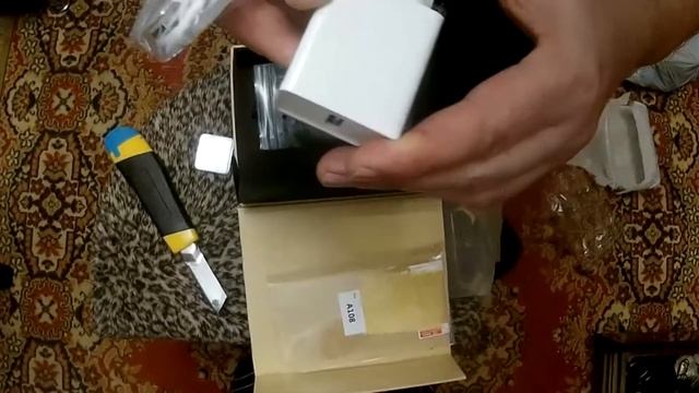распаковка с али IP67 Runbo F1 плюс магнетик смотреть онлайн