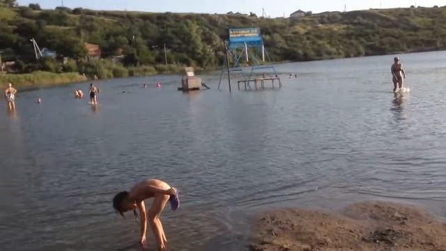 Озеро в станице Голубицкая !! Около центрального пляжа смотреть онлайн