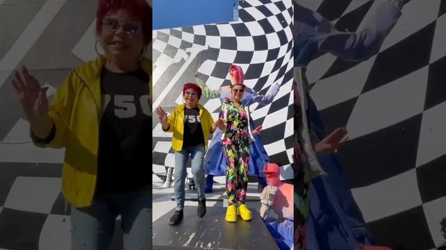 Наташа Королева и ее мама живут в танце смотреть онлайн