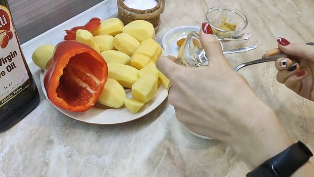 Запечена Картопля з М’ясом-це Неймовірно! Шикарна вечеря Без заморочок / Ароматно, Ситно, Смачно смотреть онлайн