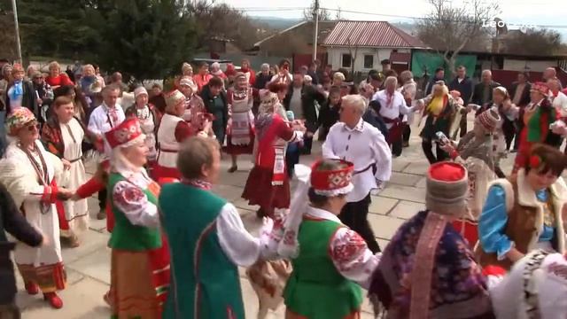 Национально-культурные общества Севастополя празднуют Масленицу смотреть онлайн