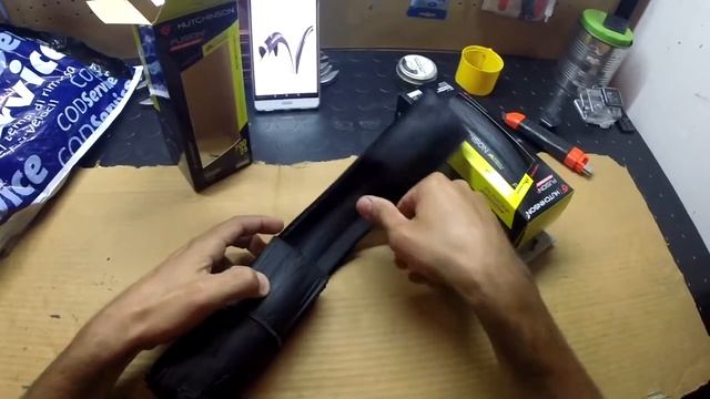Unboxing copertoni Hutchinson FUSION5, montaggio su cerchio e prime impressioni смотреть онлайн
