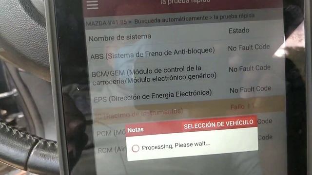 Mazda 2 con problema de marcha ralentí смотреть онлайн