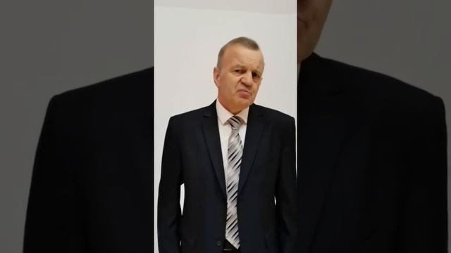 Необычайное приключение бывшее с Владимиром Маяковским летом на даче. смотреть онлайн