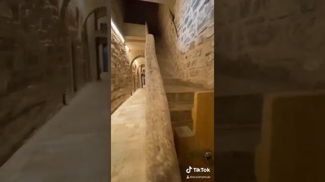 Знаменитая лестница в гареме Топкапы из сериала Великолепный век. смотреть онлайн