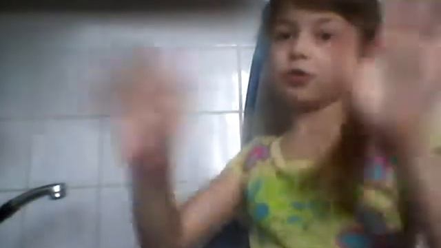 Как согреть руки посе улицы смотреть онлайн