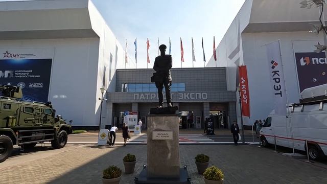 ?Форум АРМИЯ 2023 Парк Патриот?ГЛАЗАМИ ПОСЕТИТЕЛЯ. Новинки ВОЕННОЙ ТЕХНИКИ РОССИИ. Танк Т-14 Армата смотреть онлайн