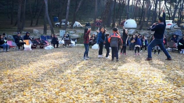 TRAVELCHECK CAMPING FESTIVAL 트레블첵 유저 모임 스윗브로스 제3회 정캠 смотреть онлайн