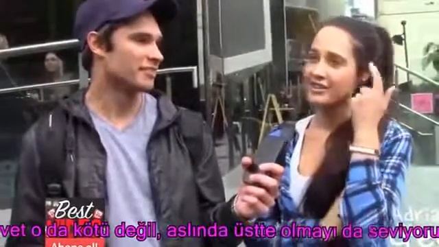 Kadınların En Sevdiği Seks Pozisyonu Nedir Sokak Röportajı Sosyal Deney Türkçe Altyazılı смотреть онлайн