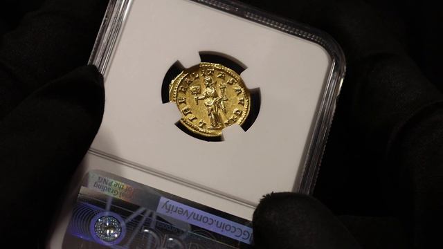 Lot 25 Roman Empire Gordian III AV Aureus 240 AD NGC AU 5/5 - 4/5 смотреть онлайн