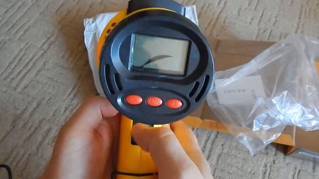 Cracked LCD screen at LODESTAR construction hair dryer смотреть онлайн