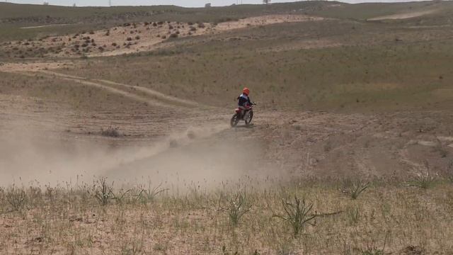 Мотокросс. Тренировка в песках Косозен. GASGAS 85 / KTM 450