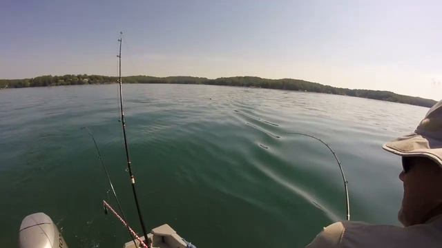 How to Catch GIANT Deep Clear Water Reservoir Walleye - Trolling and Fishing смотреть онлайн