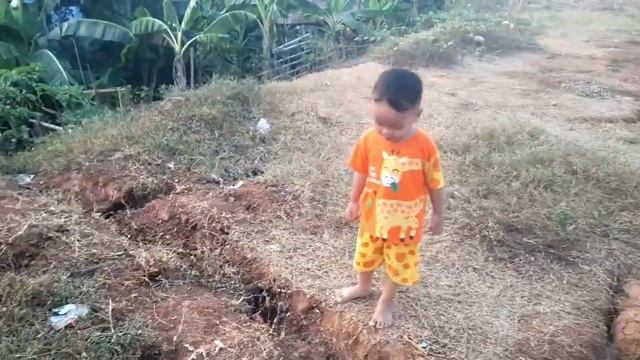 MAIN DI TANGGUL SUNGAI CIUJUNG