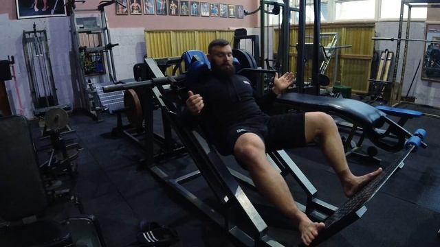 КАК УВЕЛИЧИТЬ МАССУ НОГ НА 1/4 !!!