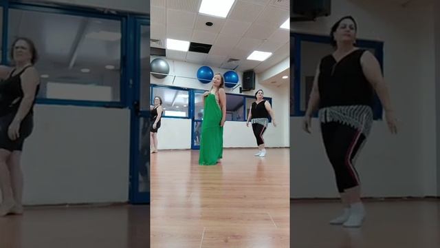 Oriental Dance. Workout for beginners// Урок Восточного Танца для начинающих// שיעור ריקודי בטן смотреть онлайн