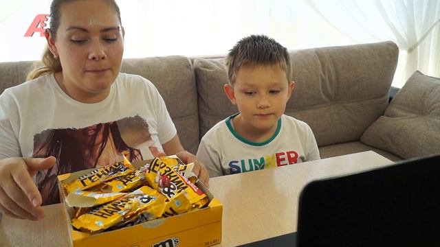 НИКОГДА не ПОКУПАЙ КОРОБКУ M&M's ПРОВЕРКА акции от M&M's ВОЗМОЖНО ЛИ ВЫИГРАТЬ с ЦЕЛОЙ КОРОБКИ? АКЦИ смотреть онлайн