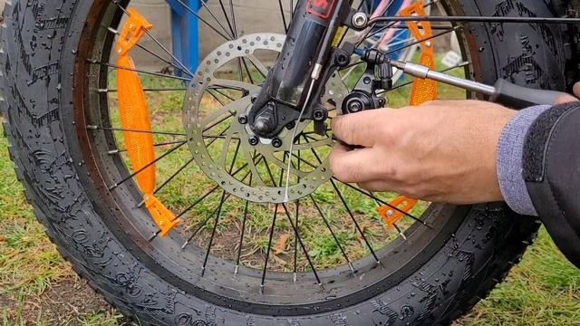 Начали проскакивать тормоза и ещё пару мелких неполадок с моим Е.велосипедом#ОбзорЕбайкаПродолжение смотреть онлайн