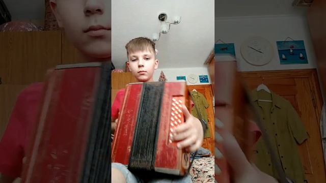 чем старая гармонь отличается от новой? смотреть онлайн
