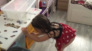 Готовимся ко дню рождения. Купаемся.