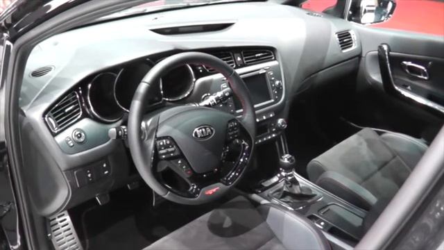 Volkswagen Scirocco R vs Kia Cee'd GT смотреть онлайн