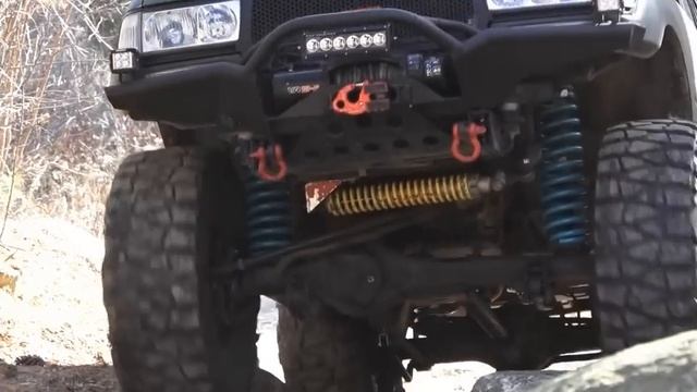 Overlanding Gear testing: Dobinson Springs versus King Springs смотреть онлайн