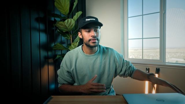 M1 Max MacBook Pro 16 VS Dell XPS 17 9720 | Best Video Editing Laptops! смотреть онлайн