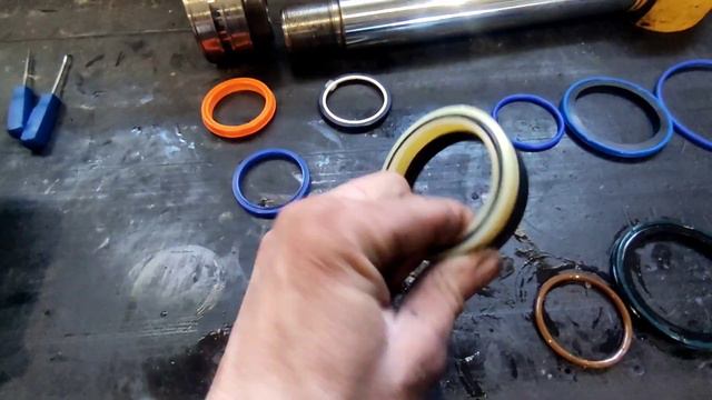 JCB rear arm cylinder repair смотреть онлайн