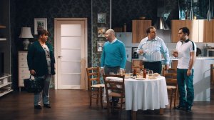 Однажды в России: Друзья и Людмила