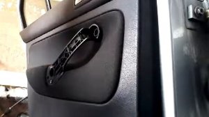 Как снять обшивку карту задней двери VW BORA JETTA(2004)demontaz boczka drzwi tyl/door panel remova