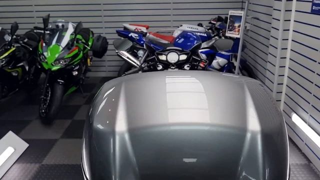 HONDA VFR1200F смотреть онлайн