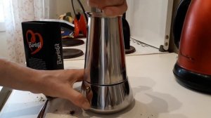 Гейзерная кофеварка ОТЗЫВ и ОБЗОР | как сварить КАПУЧИНО дома