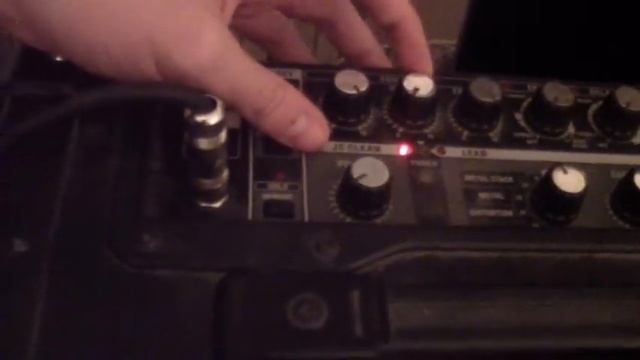 Обзор комбиков ROLAND M-CUBE-GX и ROLAND CUBE-20GX Часть 2 смотреть онлайн
