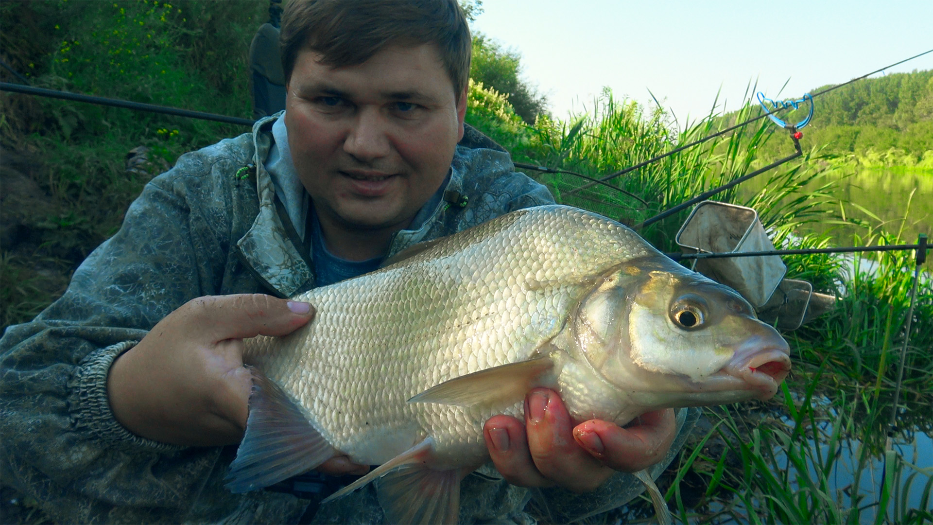 Рыбалка на Дону 2023. Лещ. Фидер. смотреть онлайн