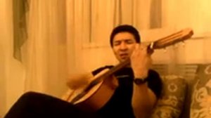 Море гладь и шум волны передо мной на гитаре