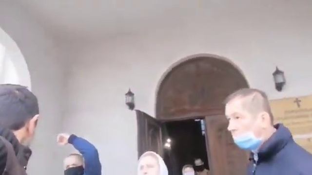 Люди сходят с ума от масочного режима смотреть онлайн