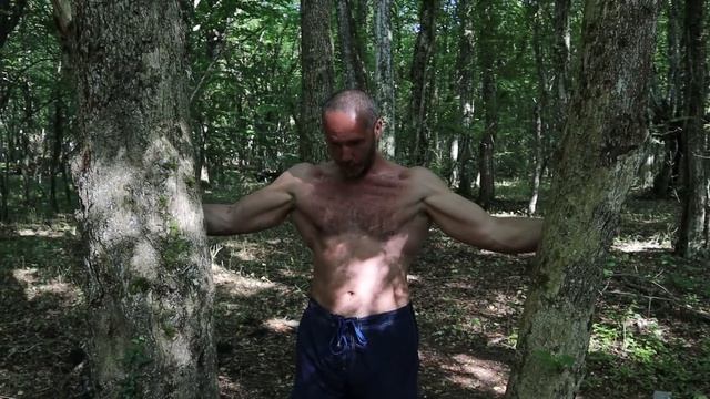 Накачать СПИНУ НА ТУРНИКЕ ЗА МЕСЯЦ