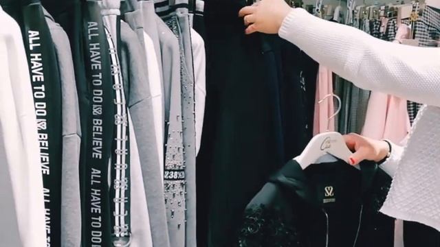 Стамбул Женская одежда на Лалели SASSOFONO, итальянский бренд Турция смотреть онлайн