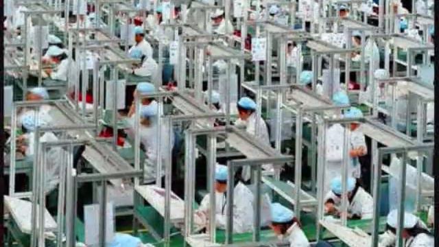Your IPhone is made in a Sweatshop in China!!! смотреть онлайн