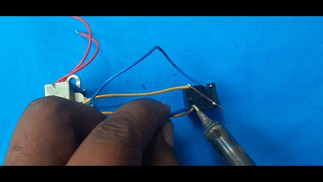 Inverter 12v to 220v repair смотреть онлайн